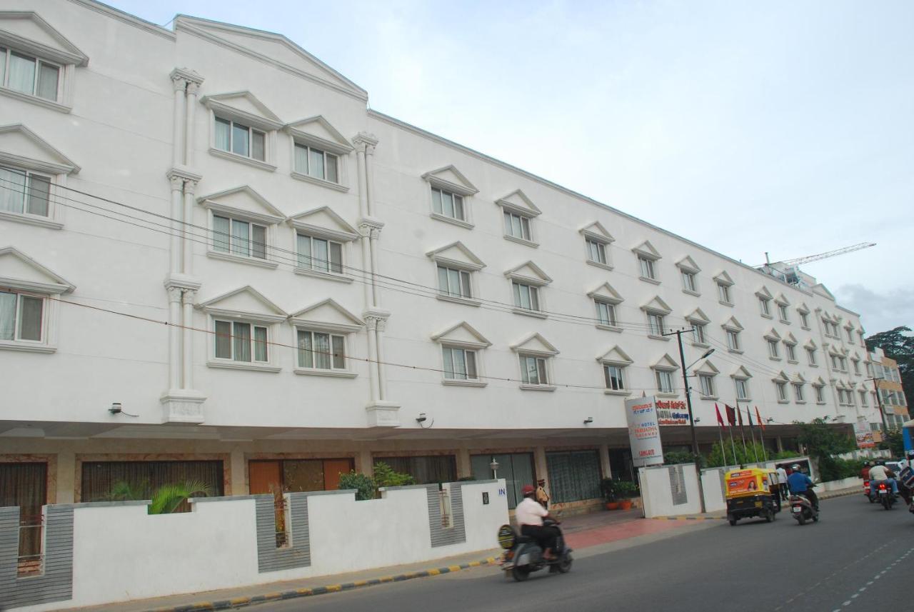 Parijatha Gateway Hotel Bangalore Ngoại thất bức ảnh