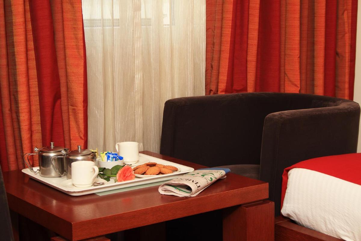 Parijatha Gateway Hotel Bangalore Ngoại thất bức ảnh