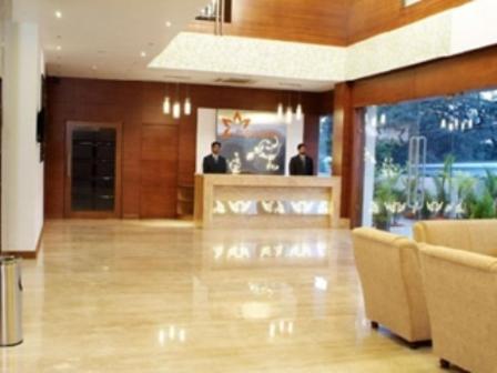 Parijatha Gateway Hotel Bangalore Ngoại thất bức ảnh
